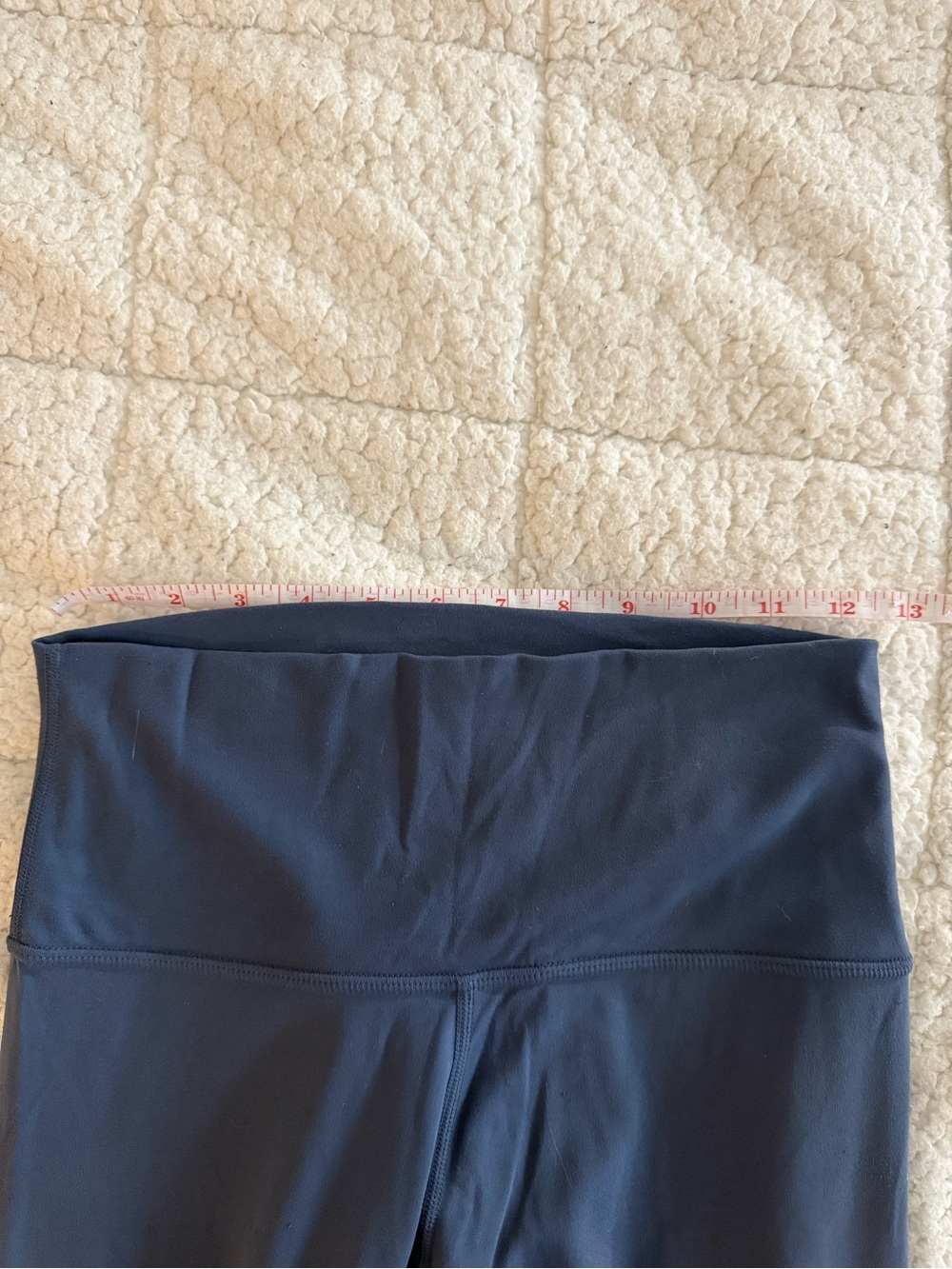 Vitae Apparel High-Waist Performance Leggings in Navy/Grey - Picture 5 of 7